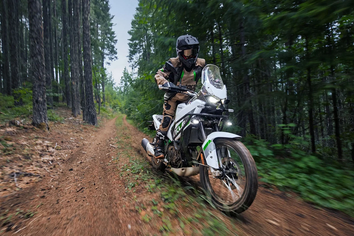 Kawasaki KLE 500D SE (MY26)