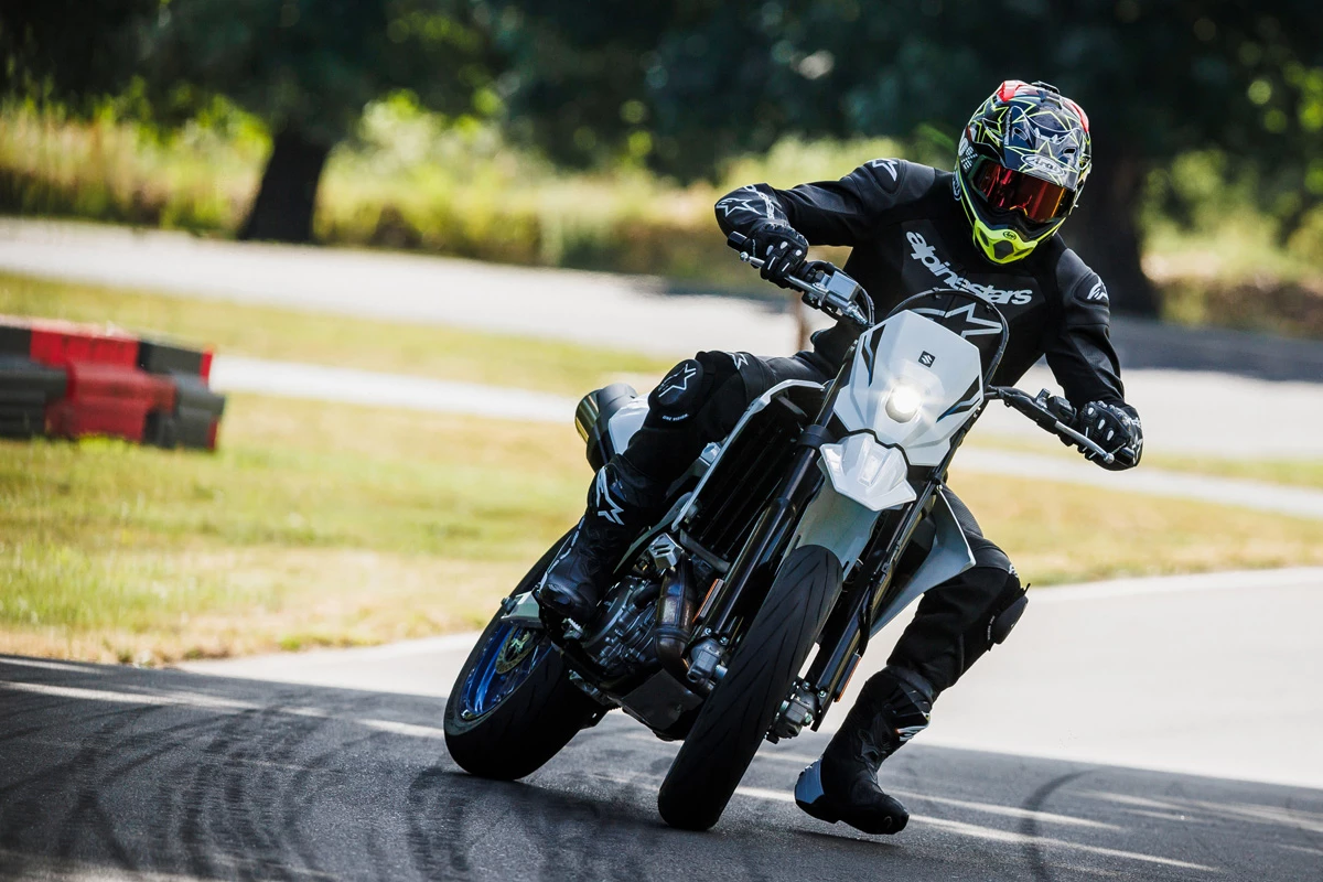 Suzuki DR Z400 SM (MY26)