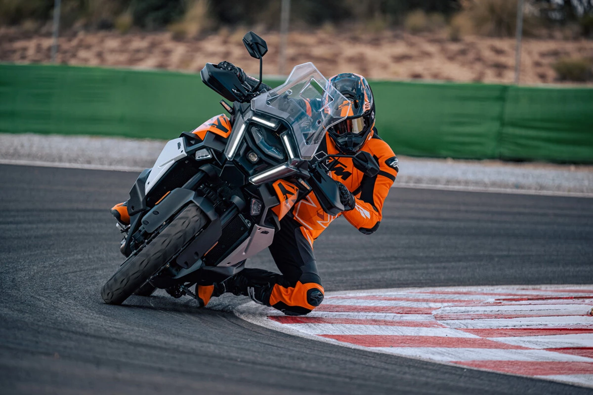 KTM 1390 Super Adventure S (MY26)