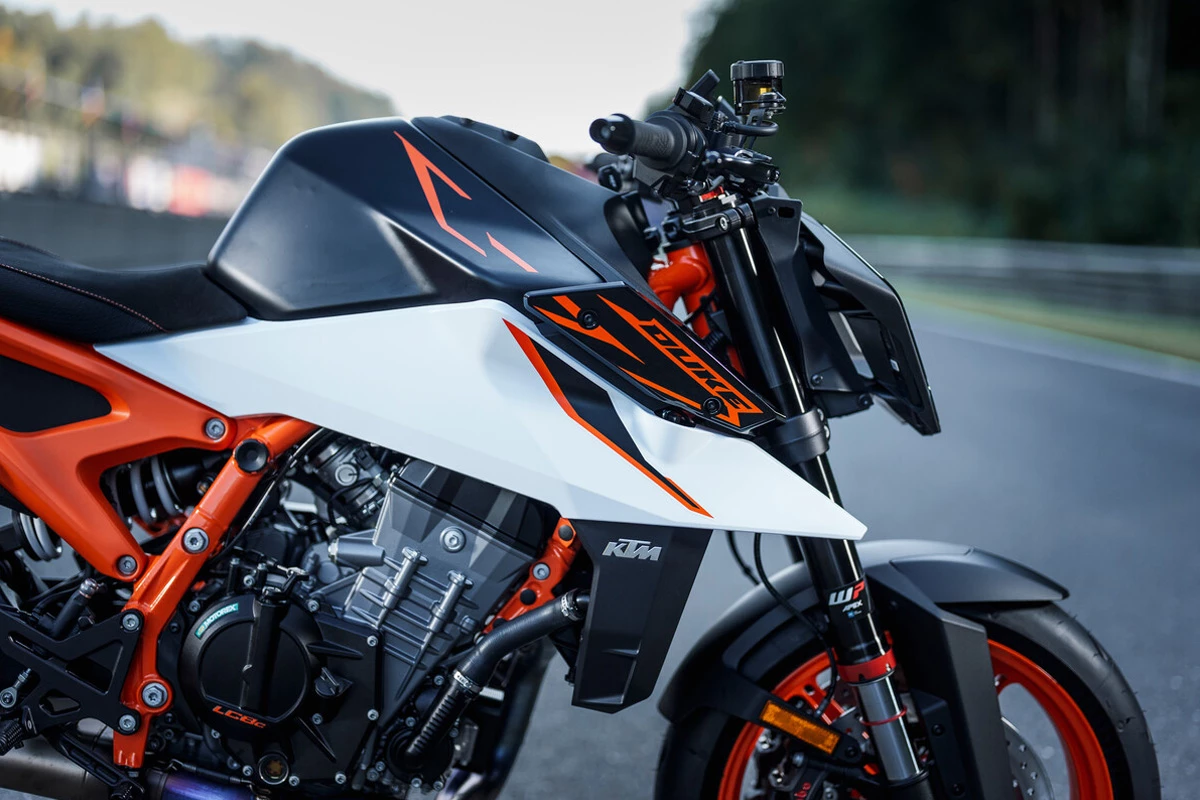 KTM 990 Duke R (MY26)