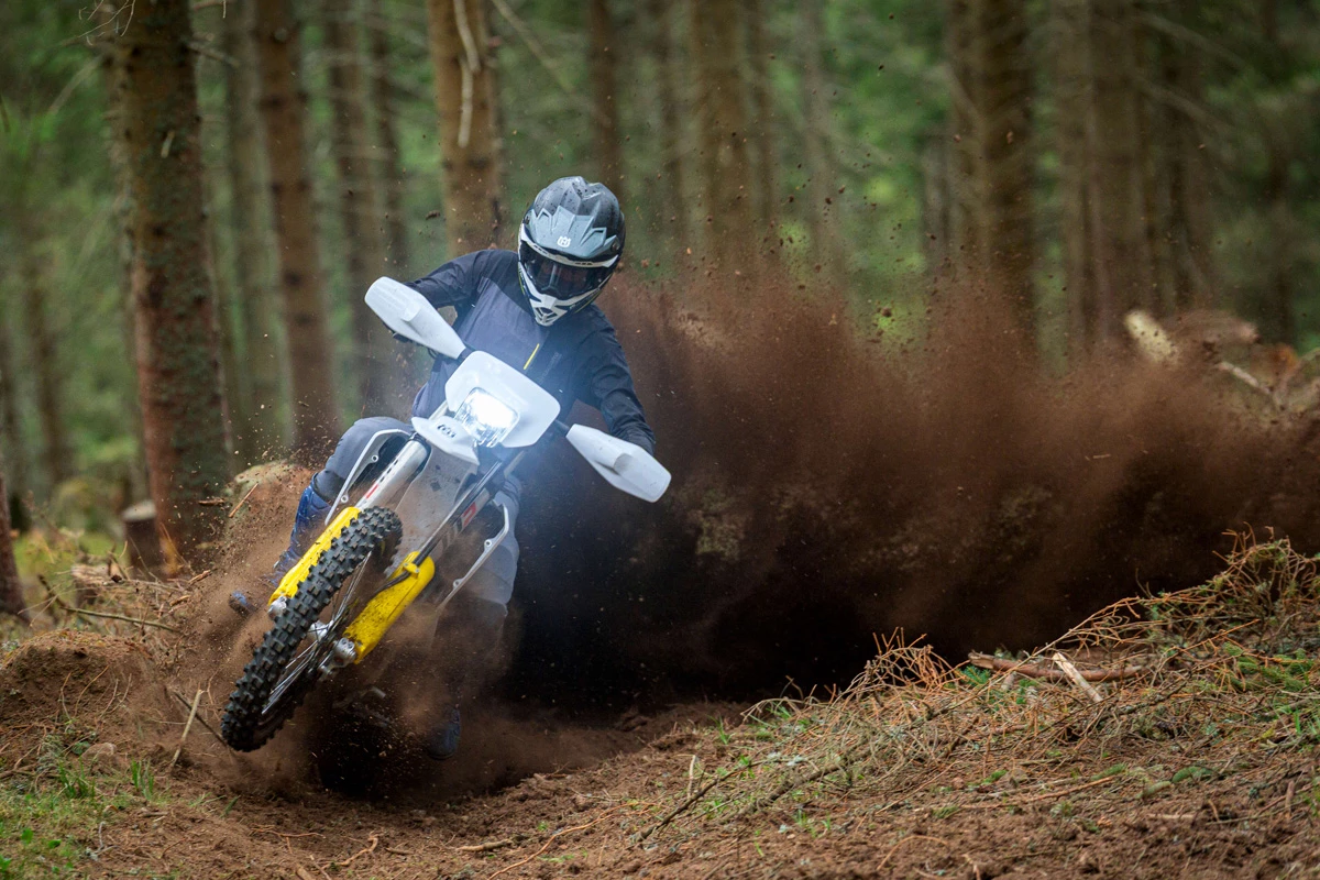 Husqvarna FE 250 (MY27)