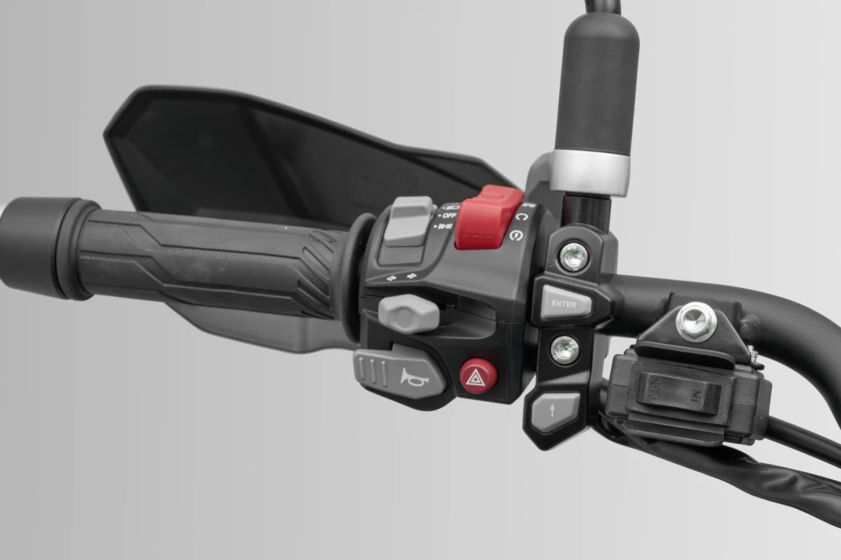 QJ Motor SFA 1000P (4x4)