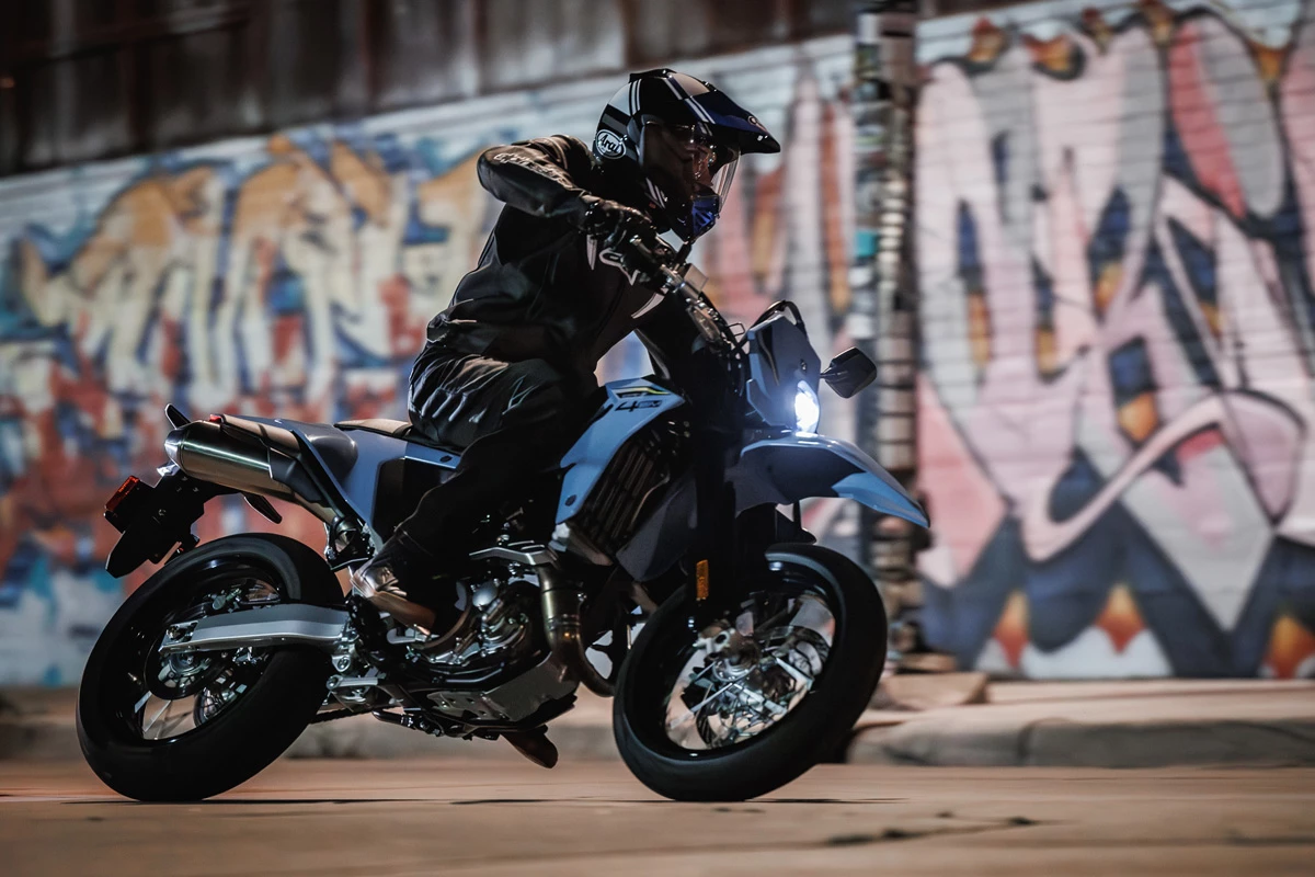 Suzuki DR Z400 SM (MY26)