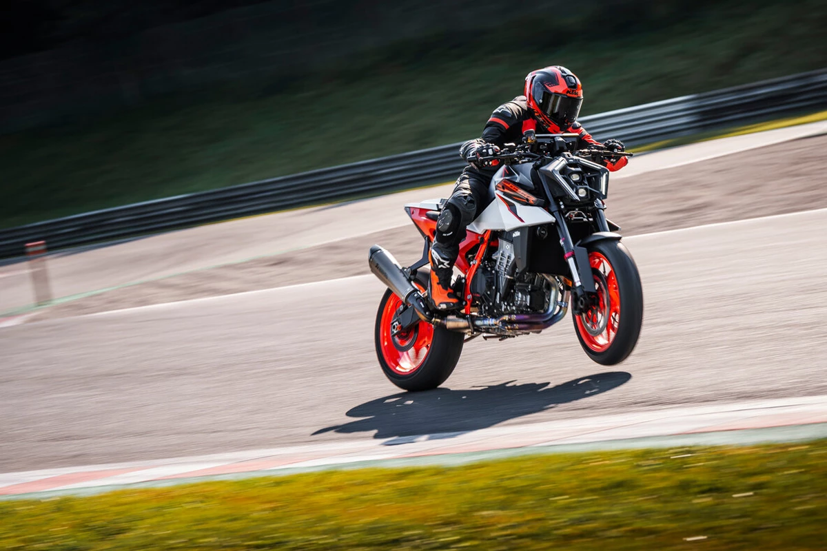 KTM 990 Duke R (MY26)