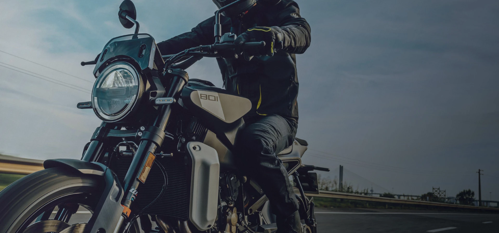 Husqvarna 801 Svartpilen