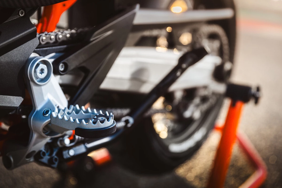 KTM 690 SMC R (MY26)