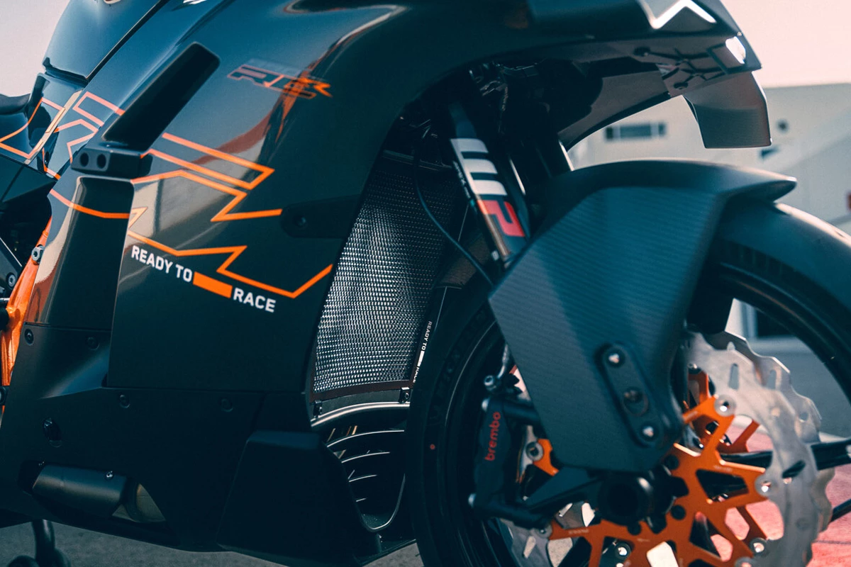 KTM 990 RC-R (MY26)